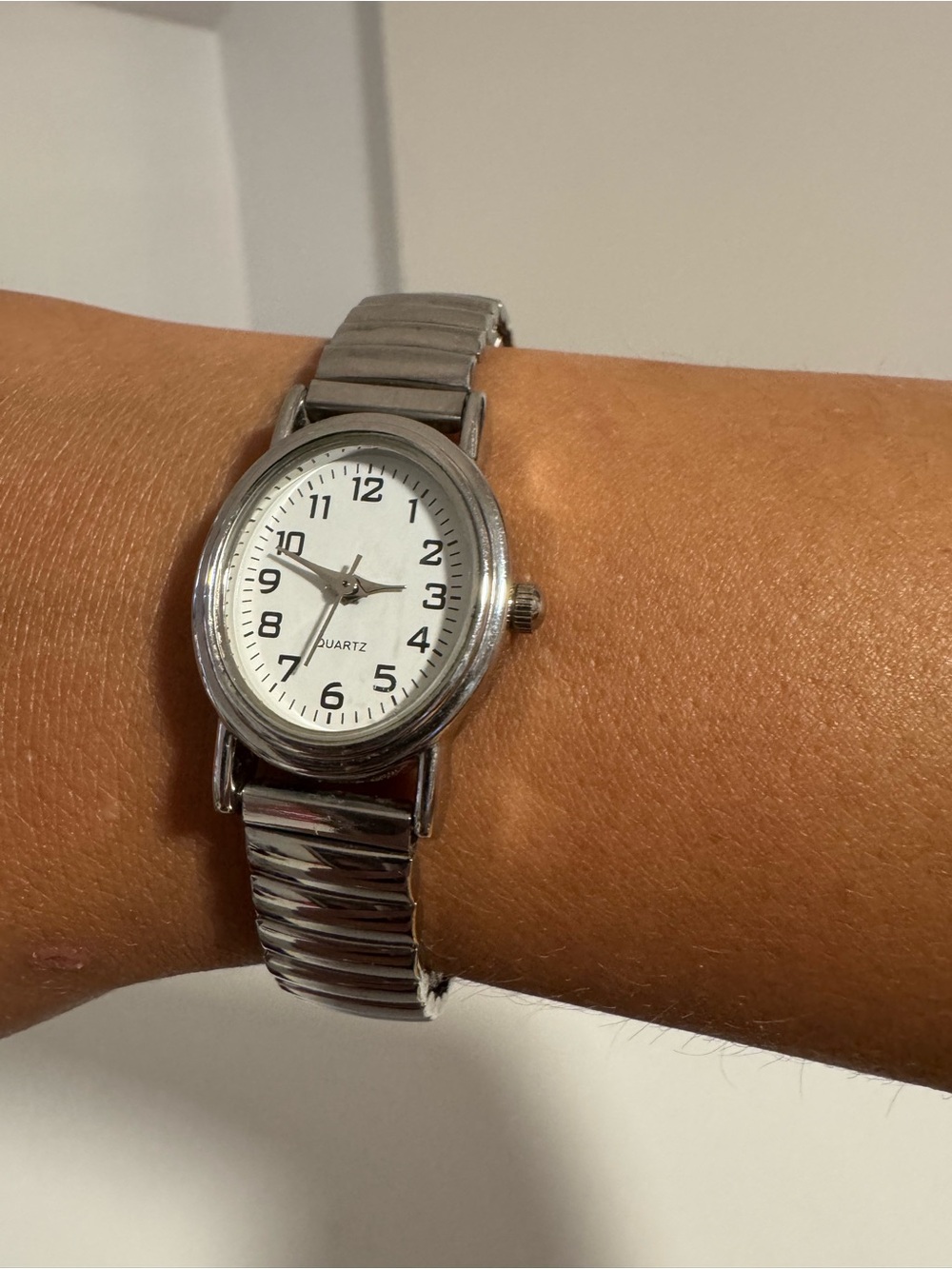 watch - Picture 3 of 4